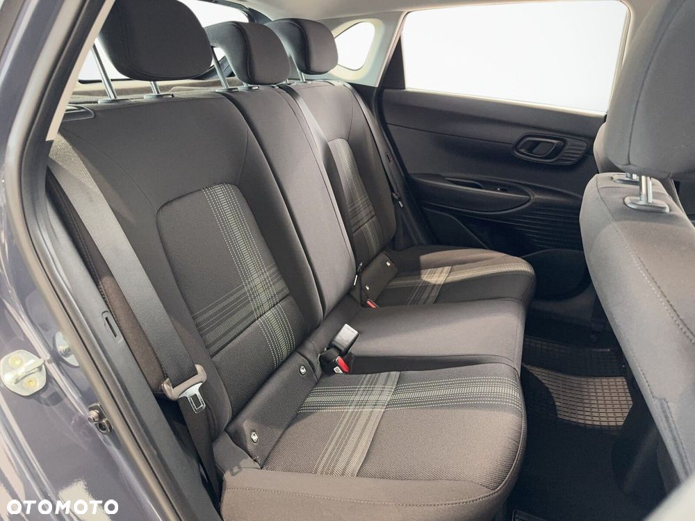 Hyundai i20 - 16