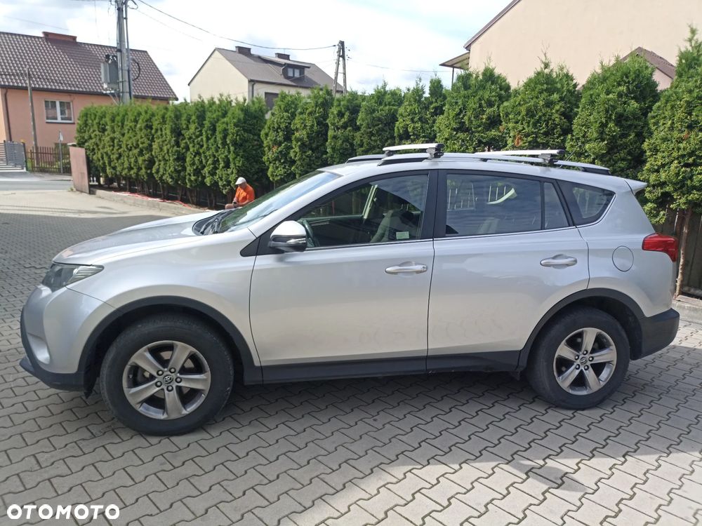 Toyota RAV4 2.0 D-4D Active - 11