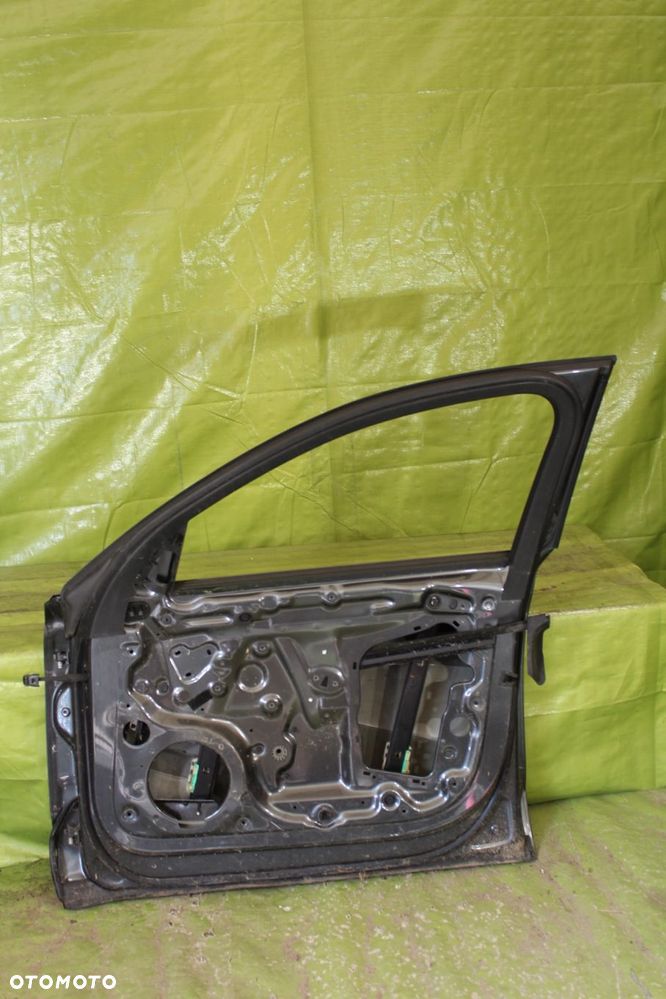 Drzwi Audi A8 III 2009-2017r. przód prawy - 2