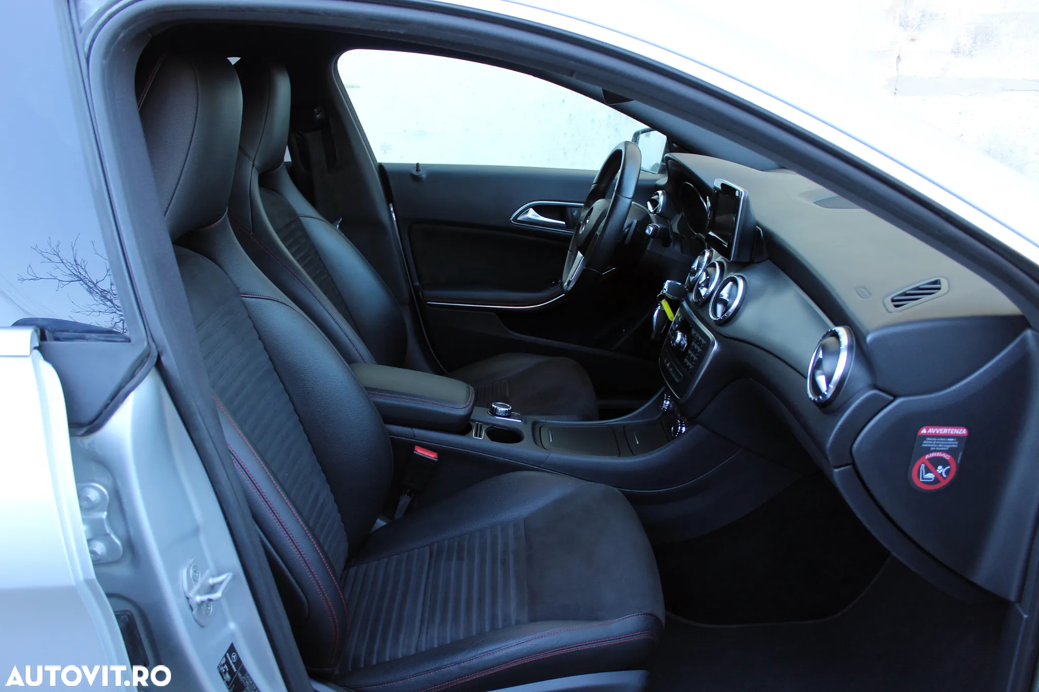 Mercedes-Benz CLA 220 CDI 7G-DCT AMG Line - 7