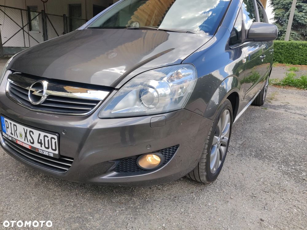 Opel Zafira 1.8 Easytronic Cosmo - 9