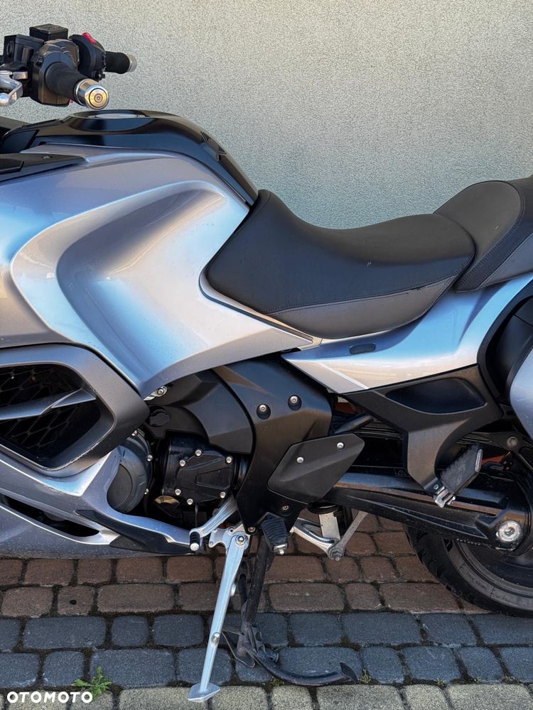 Triumph Inny - 14