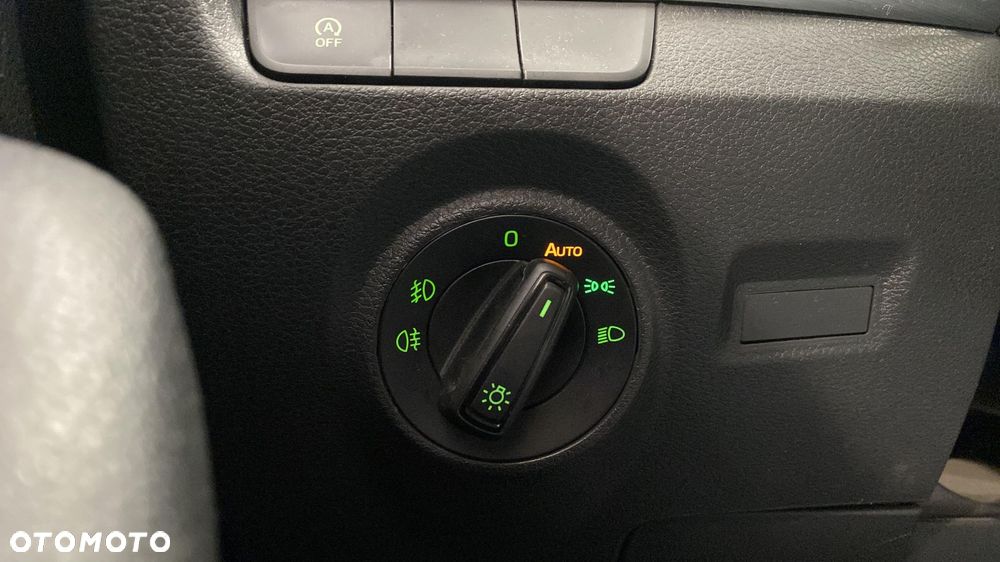 Skoda Fabia 1.0 TSI Ambition - 27