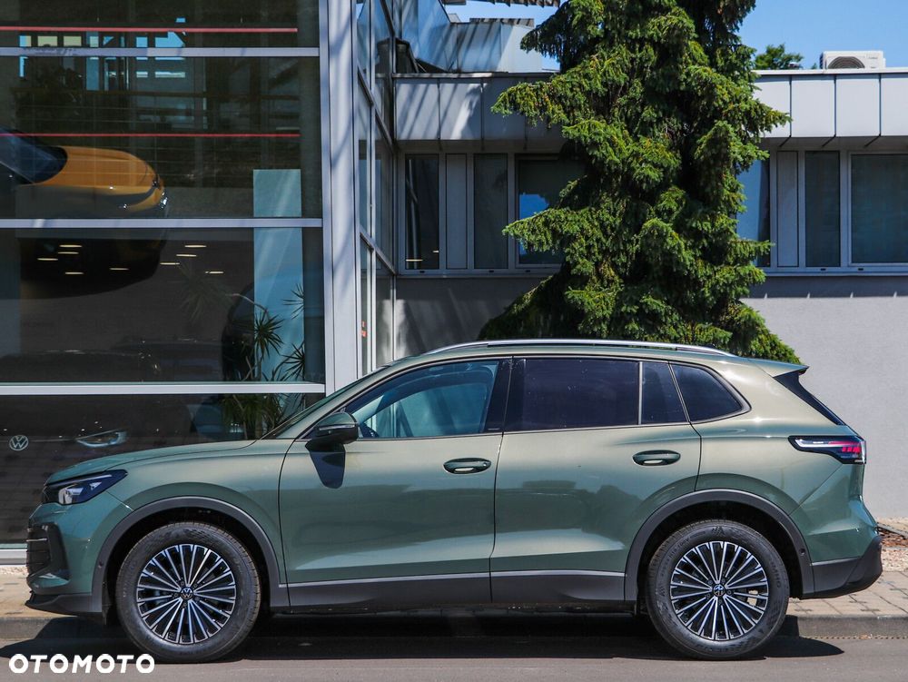 Volkswagen Tiguan - 3