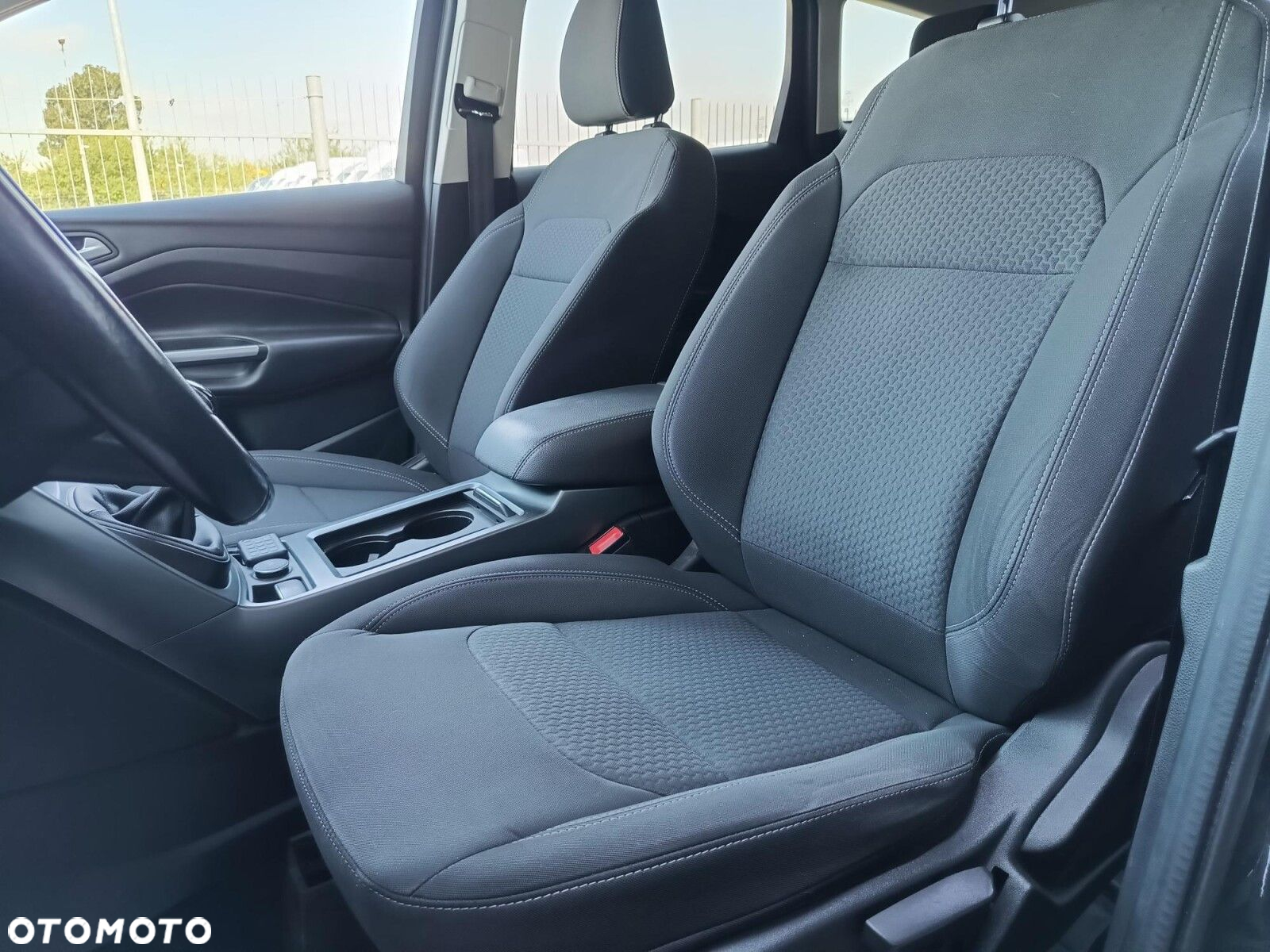 Ford Kuga 1.5 EcoBoost FWD Edition ASS MMT6 - 12