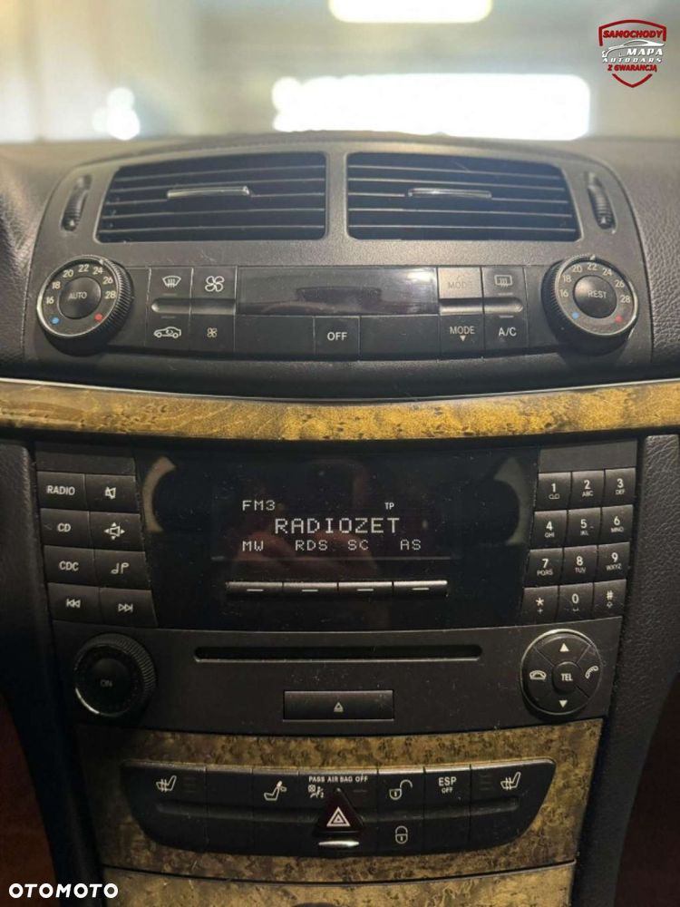 Mercedes-Benz Klasa E - 27