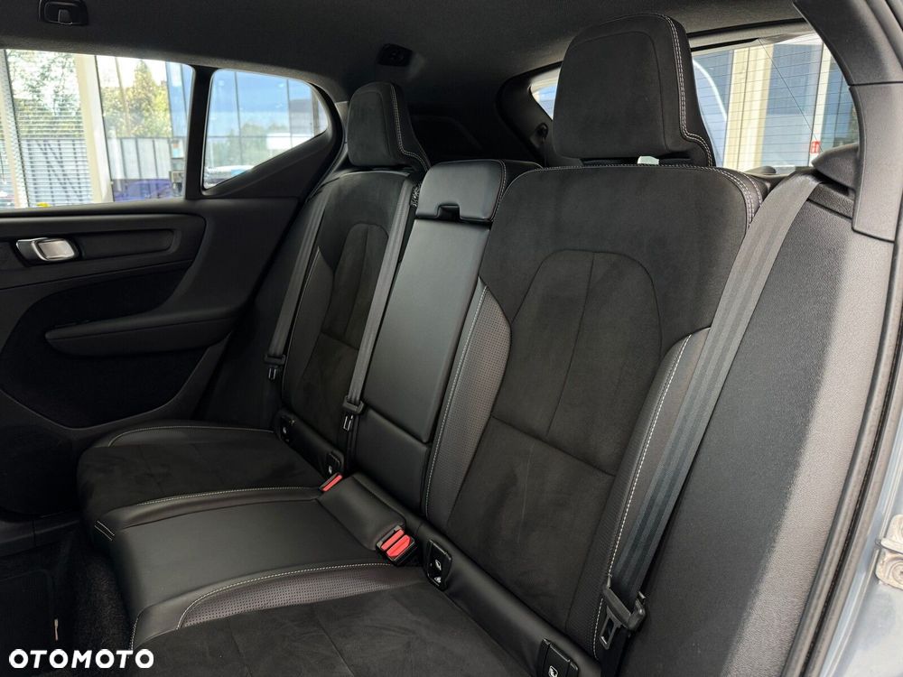 Volvo XC 40 T4 R-Design - 13