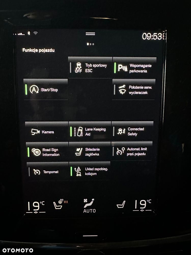 Volvo V90 D3 Momentum Pro - 14