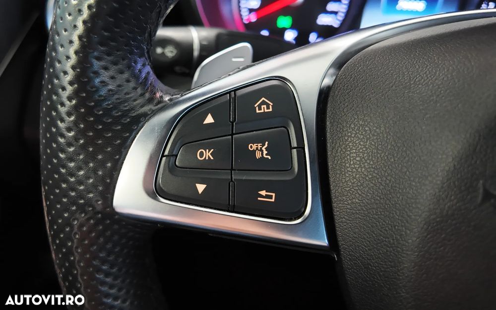 Mercedes-Benz C 200 4Matic 9G-TRONIC AMG Line - 27