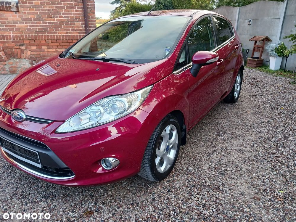 Ford Fiesta 1.25 Ambiente - 2