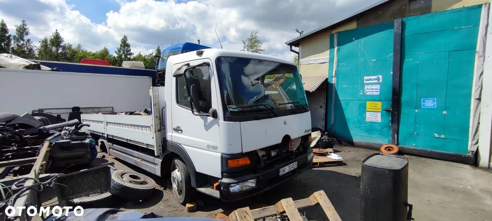 Mercedes Atego 815 Kabina dzienna - 4