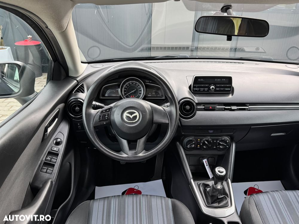 Mazda 2 - 9