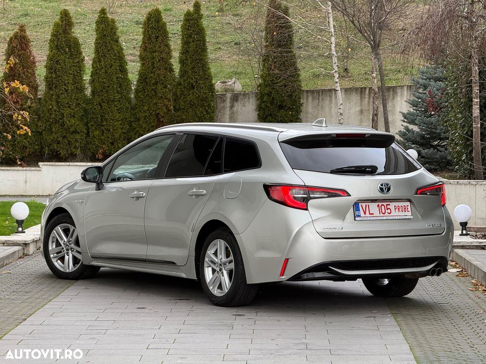 Toyota Corolla 2.0 Hybrid Touring Sports Lounge - 4