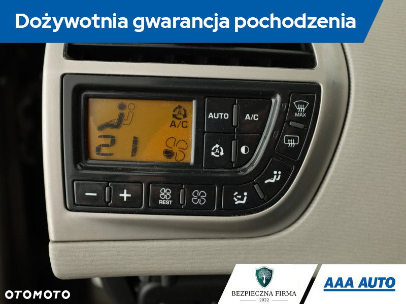 Citroën C4 Grand Picasso - 11