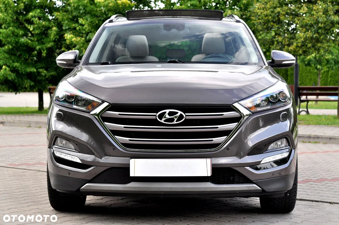 Hyundai Tucson 2.0 CRDi 4WD Automatik Advantage - 12