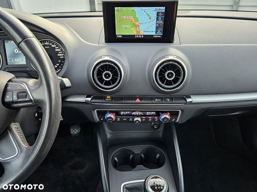 Audi A3 Sportback 1.4 TFSI Attraction - 32