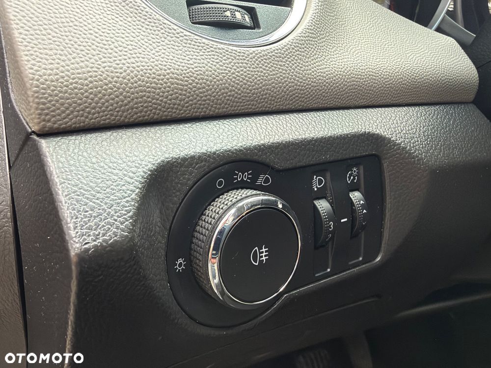 Chevrolet Cruze - 14