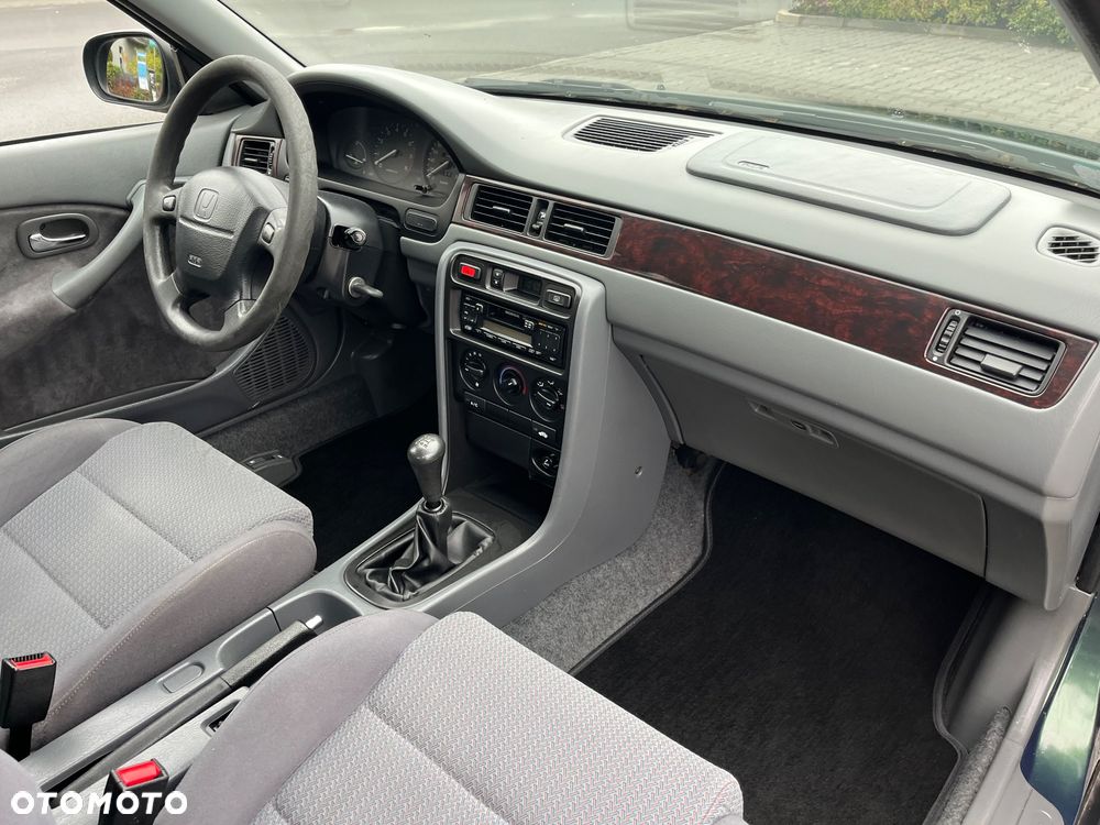 Honda Civic 1.4i S - 8