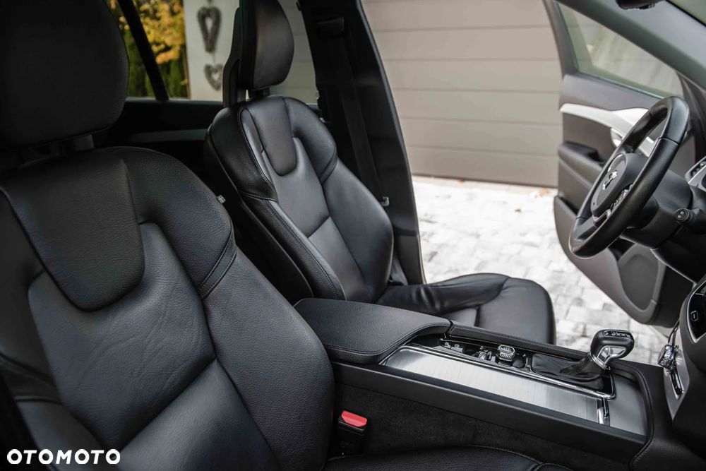 Volvo XC 90 T6 AWD Geartronic Momentum - 18