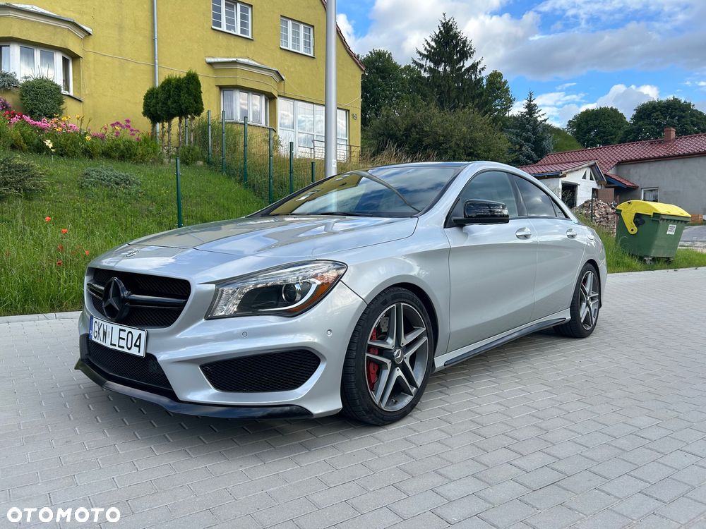 Mercedes-Benz CLA 45 AMG 4Matic 7G-DCT - 3