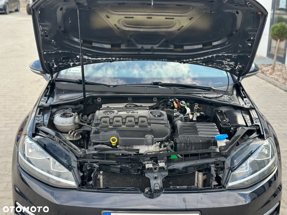 Volkswagen Golf - 12