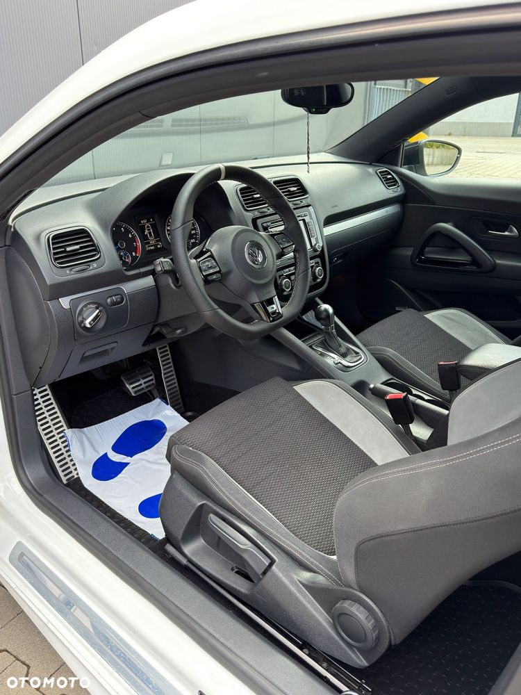 Volkswagen Scirocco 2.0 TSI R DSG - 8