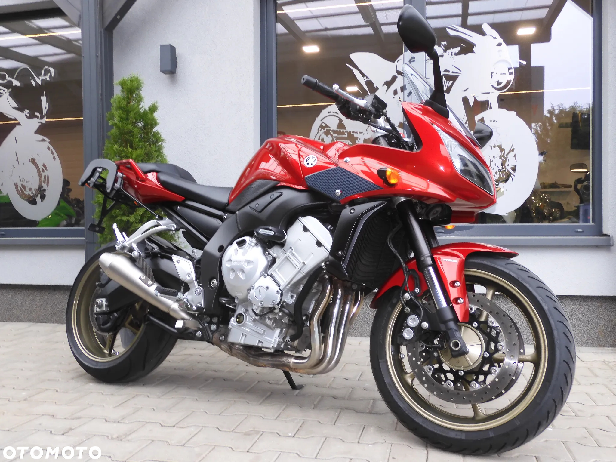 Yamaha FZ - 18