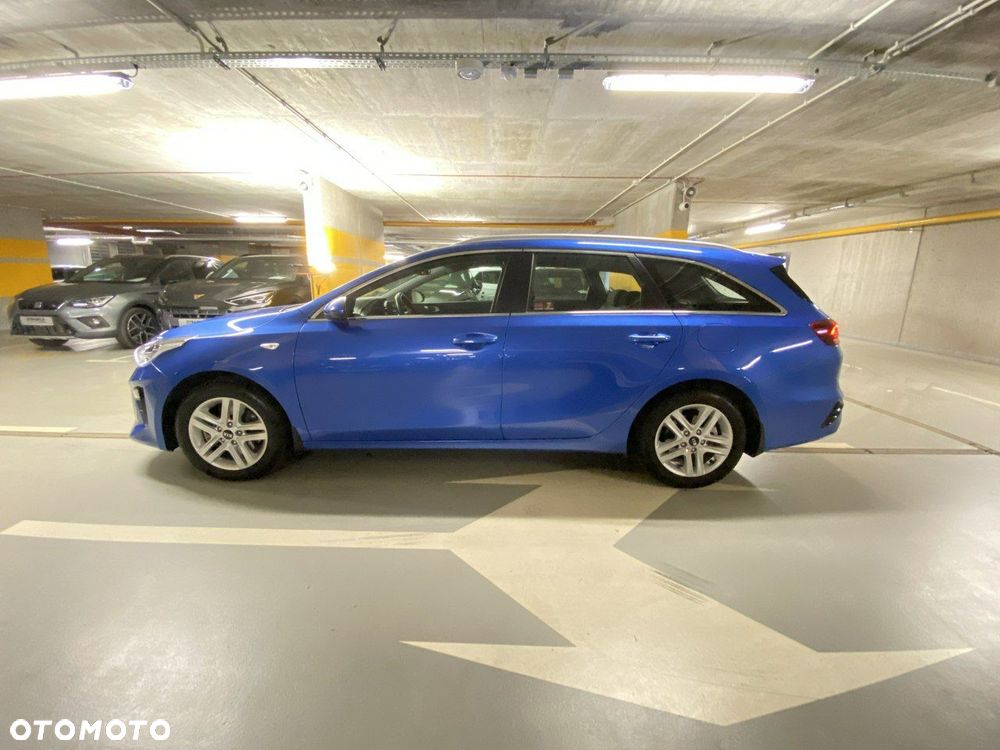 Kia Ceed - 4