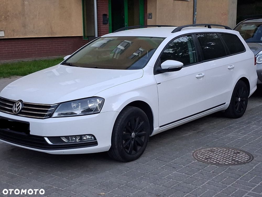 Volkswagen Passat 2.0 TDI Comfortline - 8