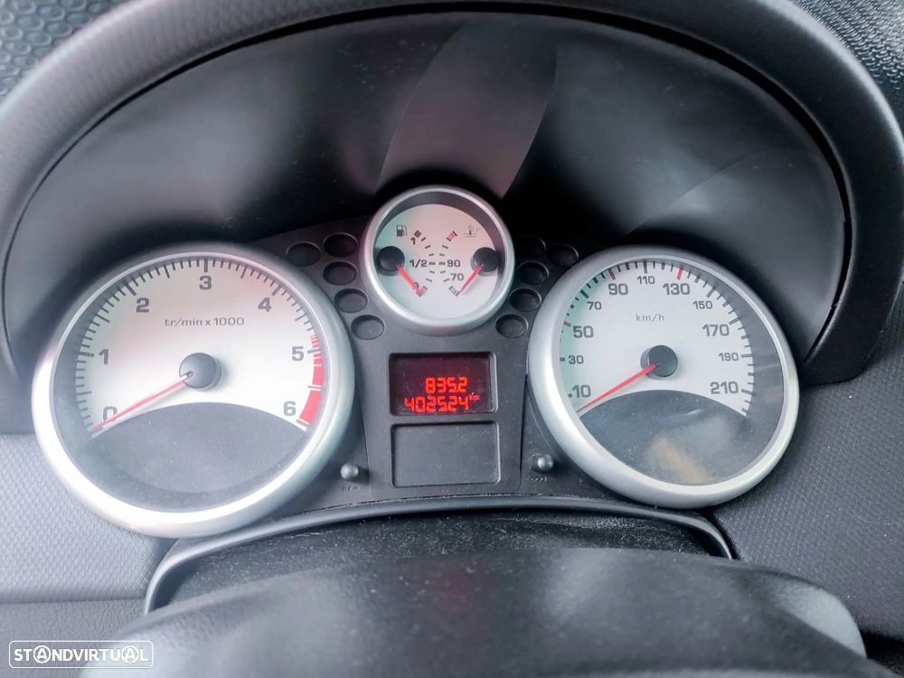 Peugeot 207 1.6 HDi Sport - 9