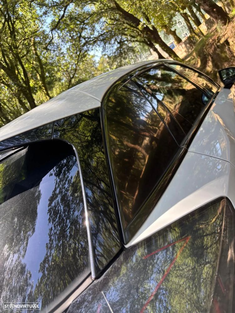 MG MG4 64 kWh Luxury - 5