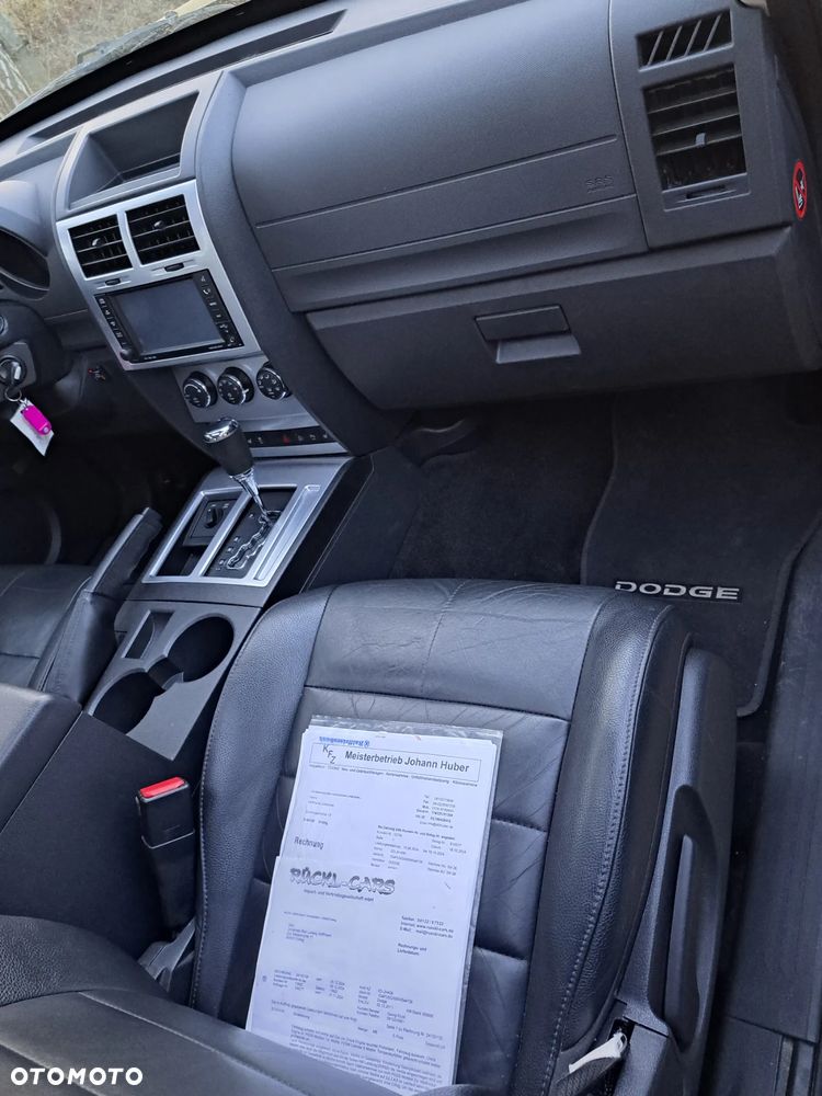 Dodge Nitro 4.0 V6 RT - 22