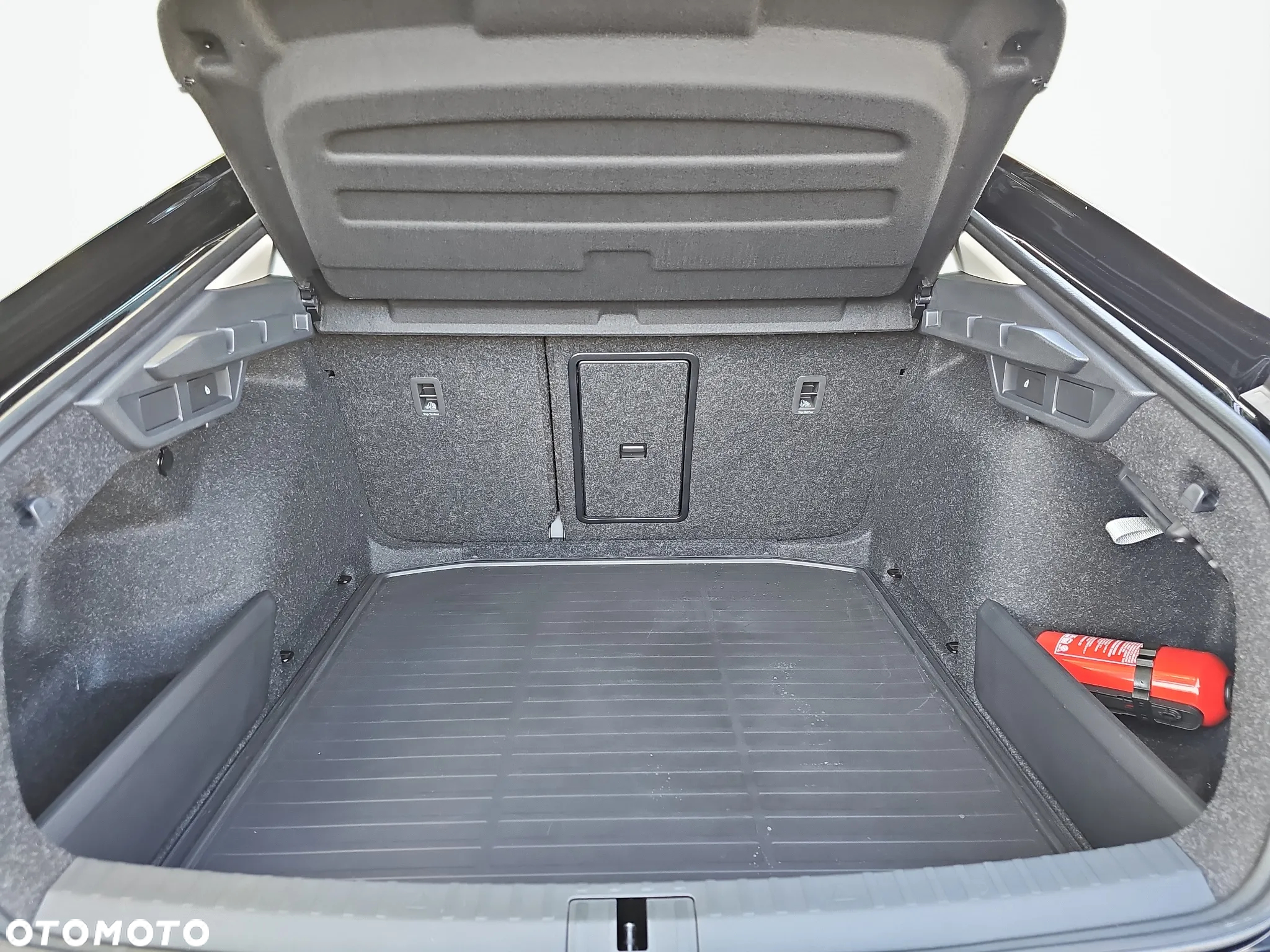 Skoda Octavia 1.5 TSI mHEV Selection DSG - 12