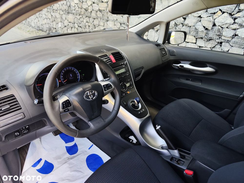 Toyota Auris - 7