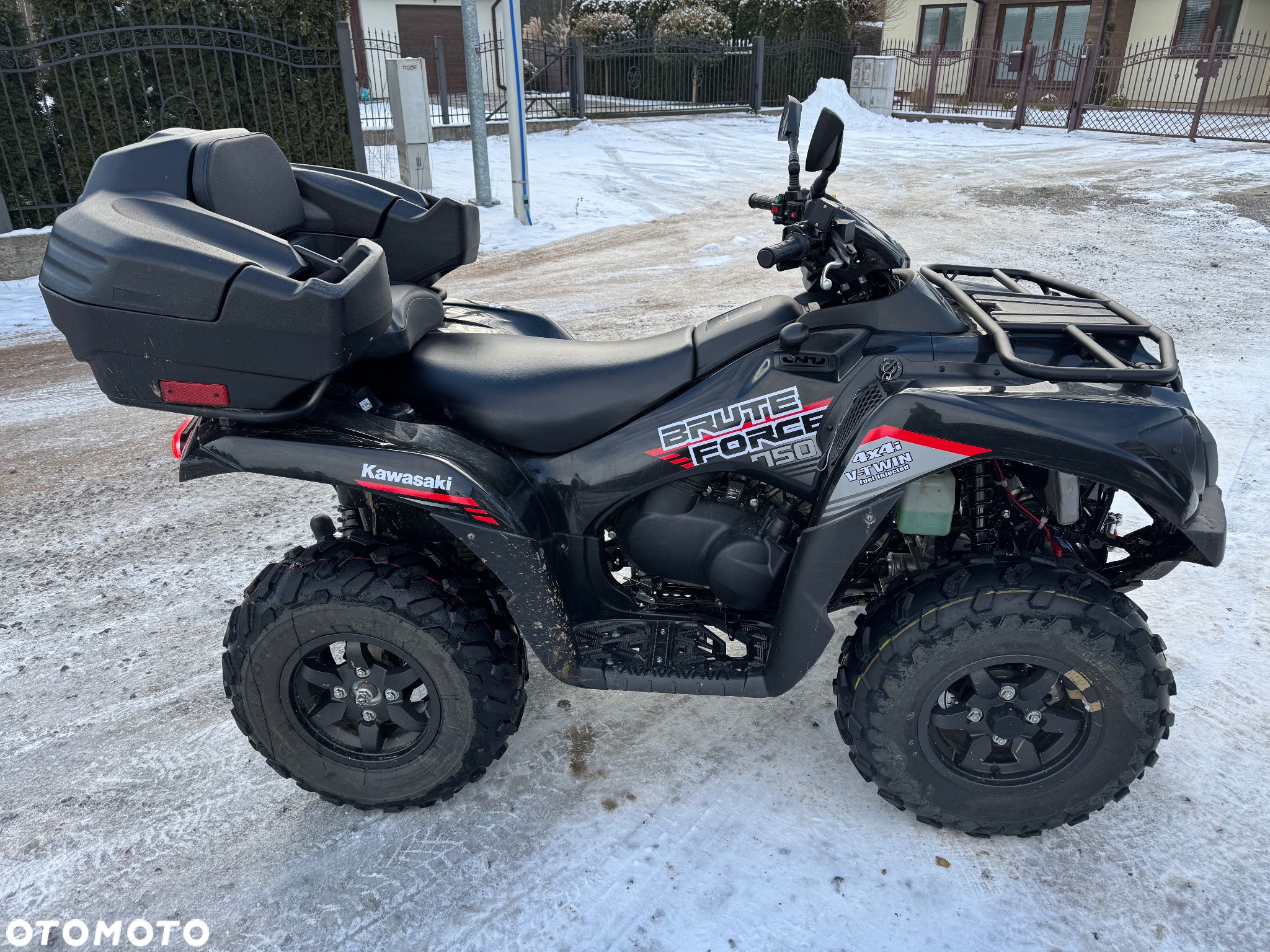 Kawasaki Brute Force - 7