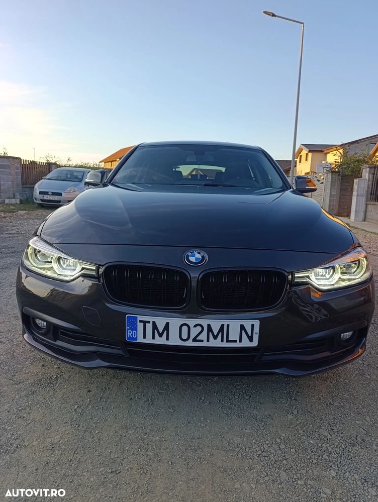 BMW Seria 3 318d Aut. - 8