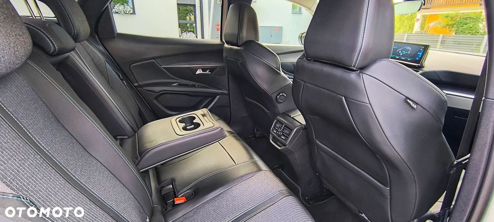 Peugeot 3008 225 e-EAT8 GT Pack - 28