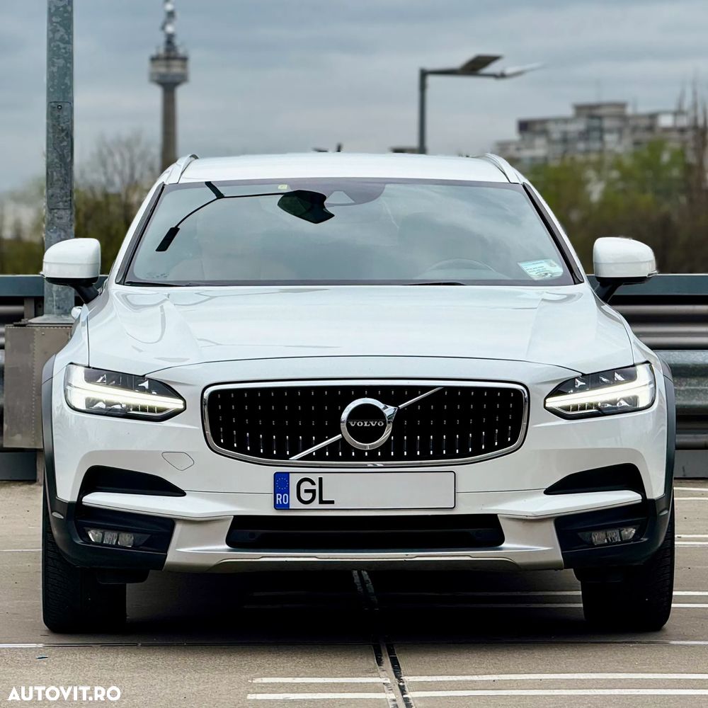 Volvo V90 D4 AWD Geartronic Inscription - 2