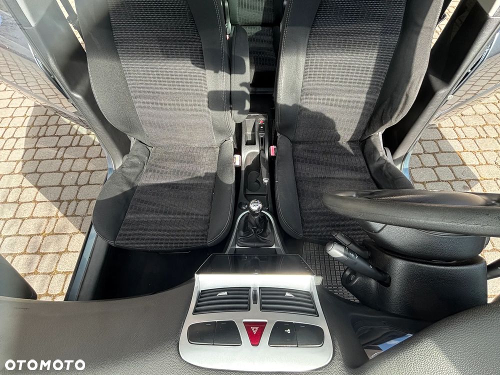 Peugeot 307 1.6 HDi - 16