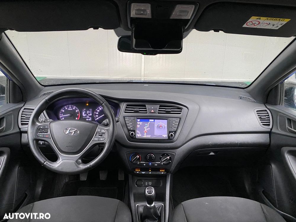 Hyundai i20 1.2 Passion - 22