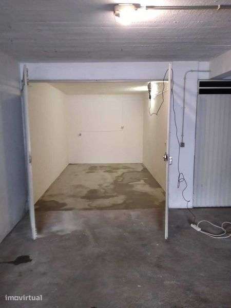 Garagem no Entroncamento - Grande imagem: 2/5