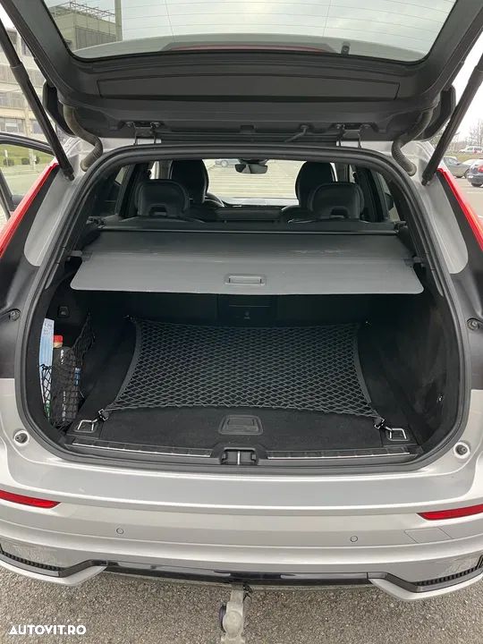 Volvo XC 60 B5 MHEV AWD R-Design - 7