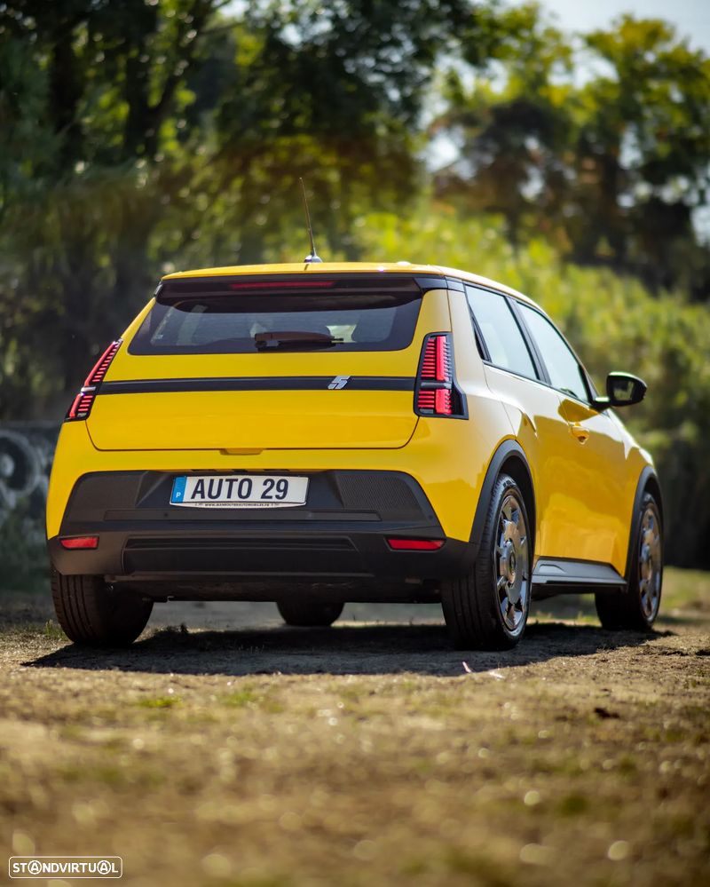 Renault 5 E-Tech R Evolution 120 Urban Range - 15