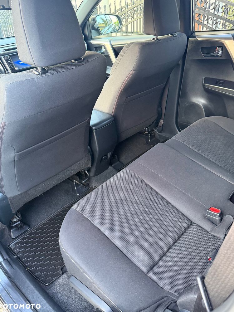Toyota RAV4 2.0 D-4D Prestige 4x2 - 29