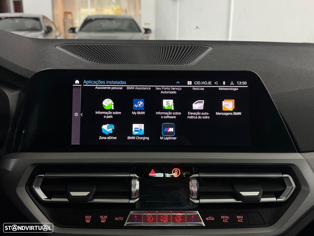 BMW 330 e Pack M Auto - 32