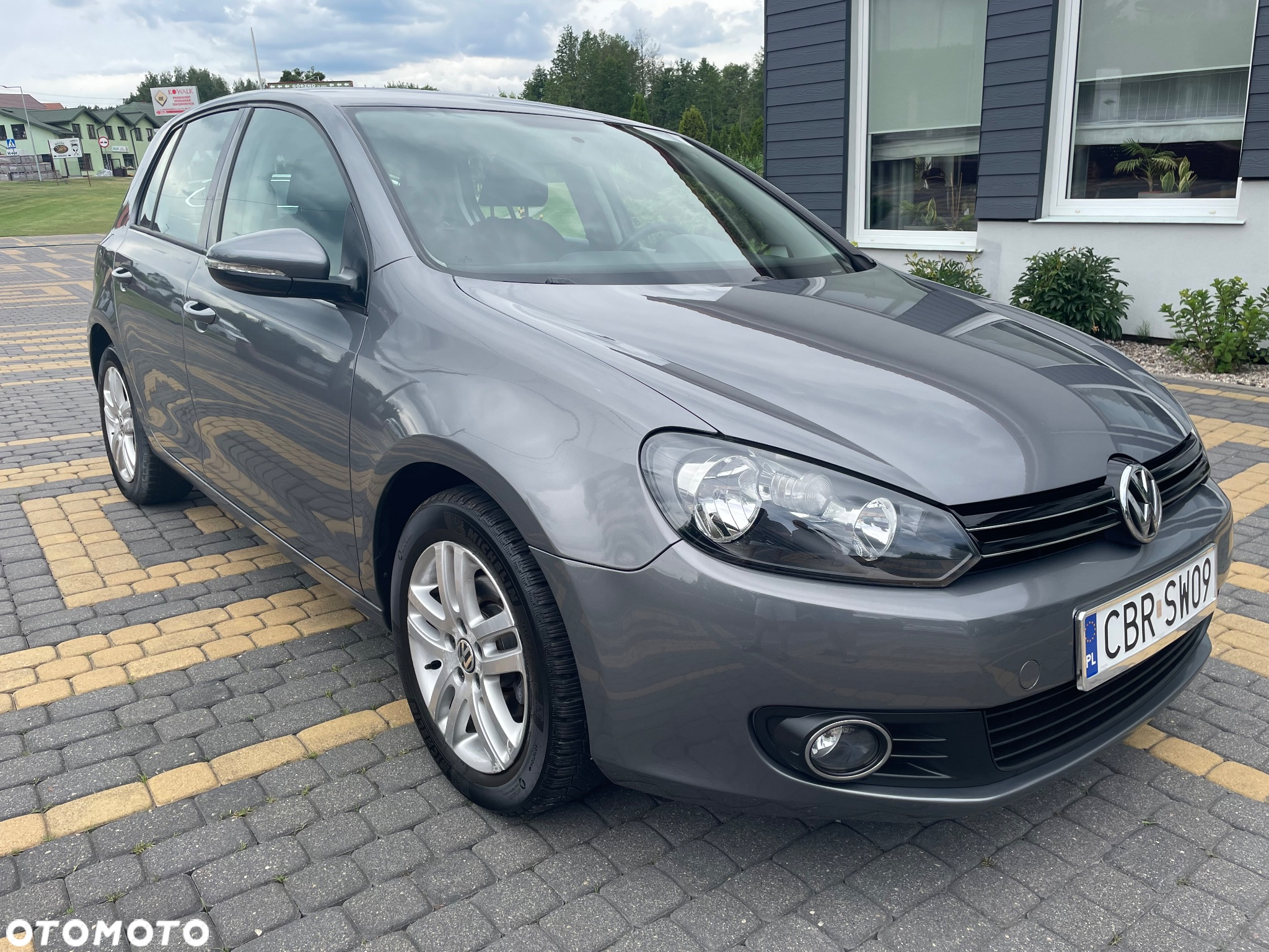 Volkswagen Golf 2.0 TDI DPF Comfortline - 3