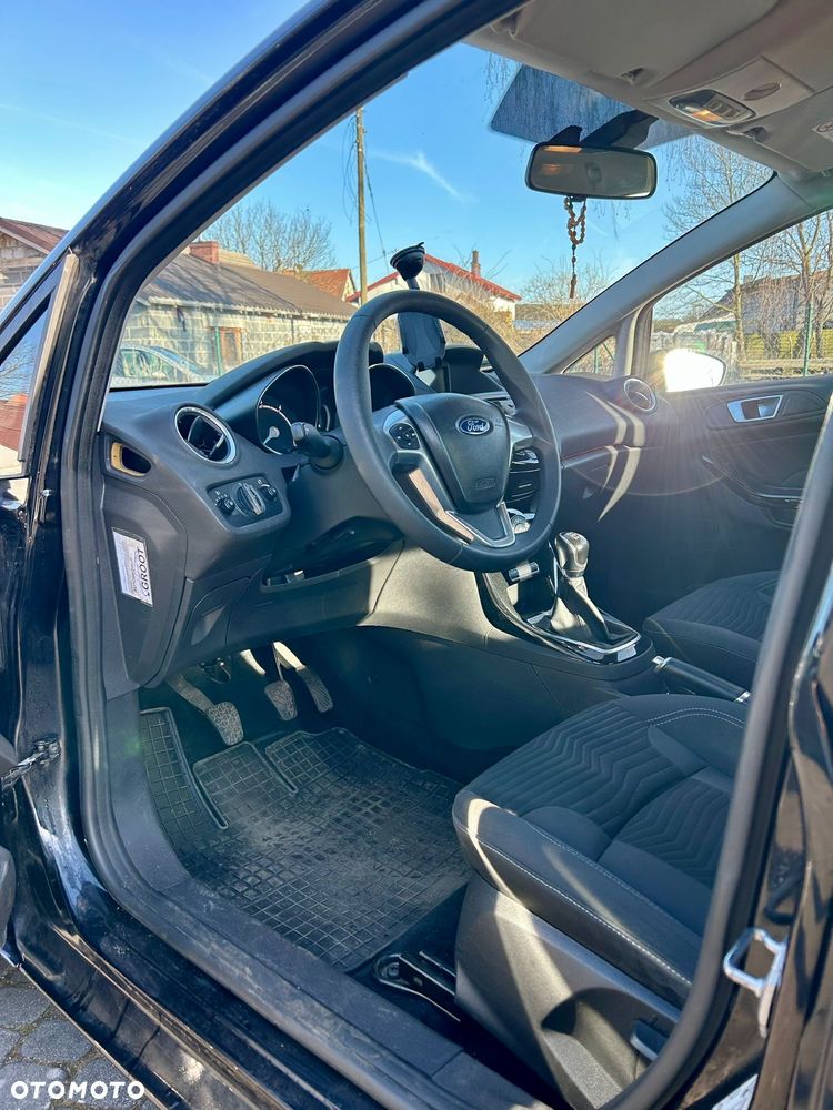Ford Fiesta 1.6 TDCi SYNC Edition - 5
