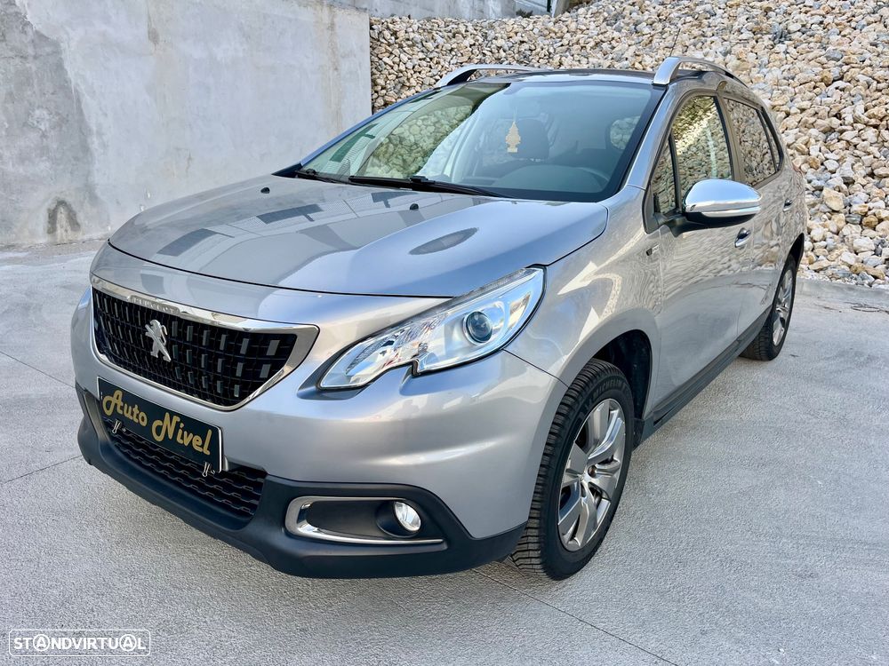 Peugeot 2008 PureTech 82 Style - 2