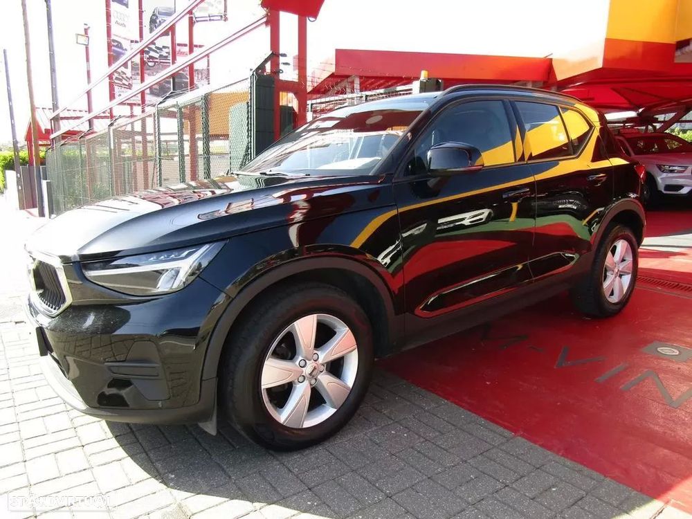 Volvo XC 40 1.5 T2 Momentum — photo 2