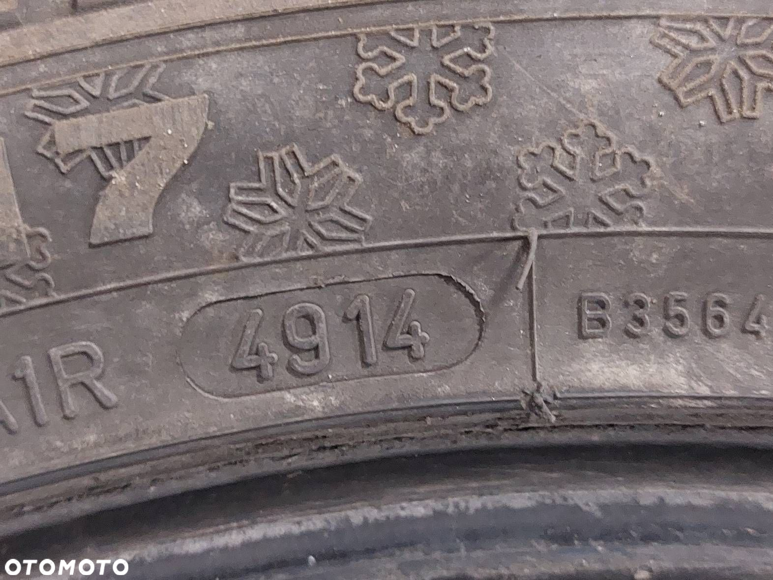OPONY ZIMOWE 4 SZT 225/45R17 2014R DUNLOP SP WINTER SPORT 4D - 5